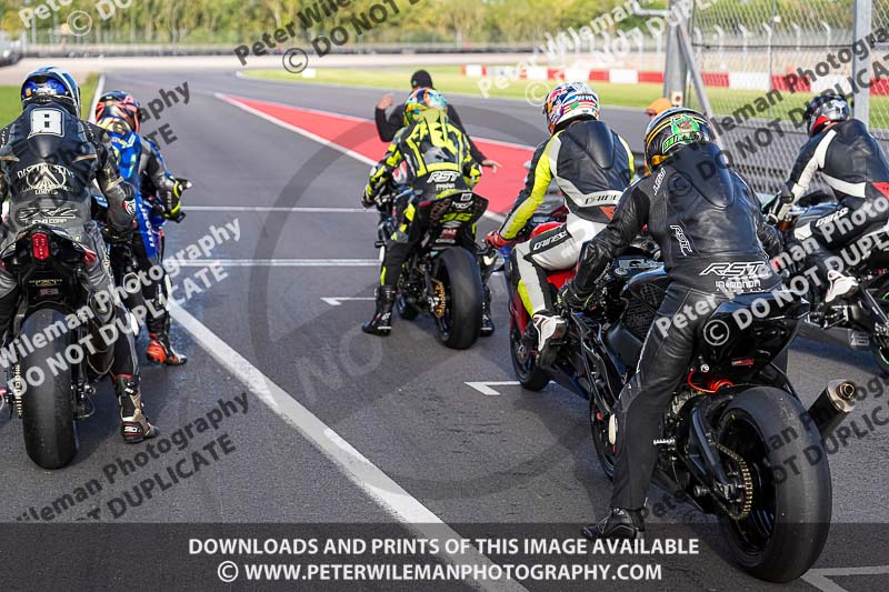 donington no limits trackday;donington park photographs;donington trackday photographs;no limits trackdays;peter wileman photography;trackday digital images;trackday photos
